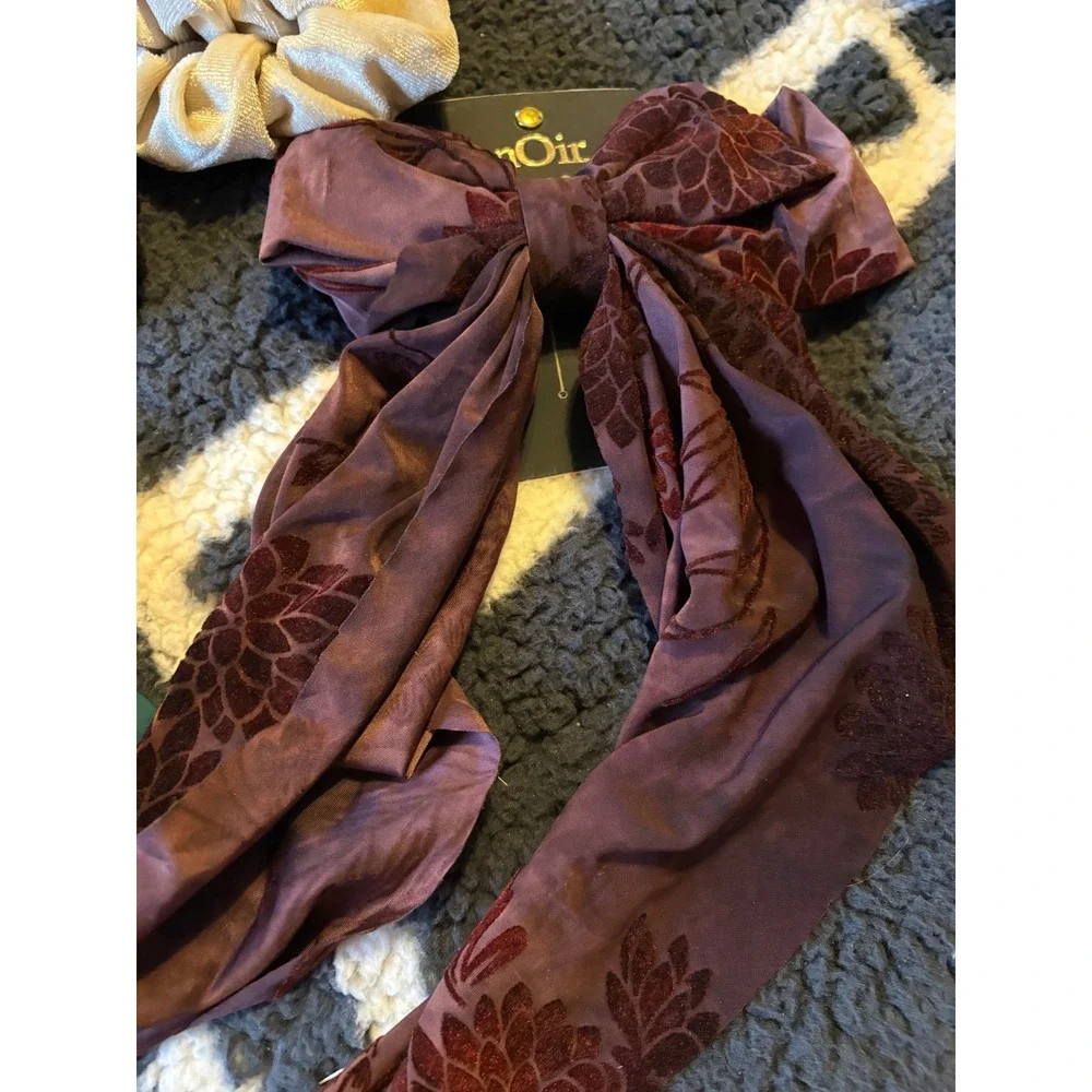 Natasha & nOir Hair Accessory Lot Flower Claws Velvet Scrunchies Burnout Bow NEW